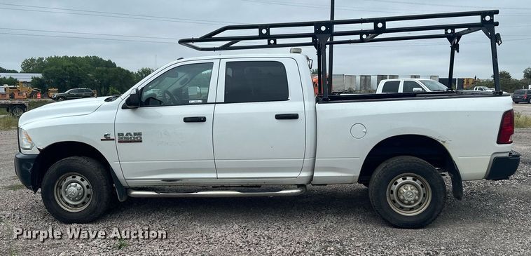 image for item MQ9395 2013 Dodge Ram 2500  Crew Cab pickup truck