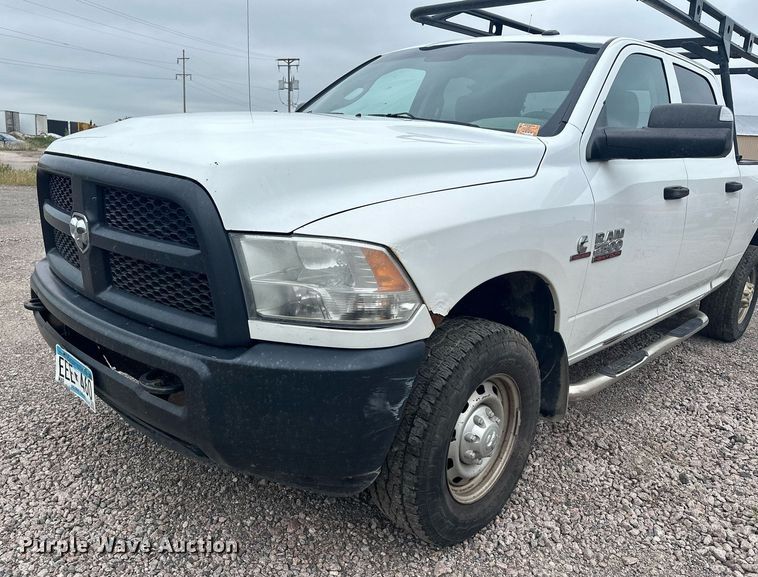 image for item MQ9395 2013 Dodge Ram 2500  Crew Cab pickup truck