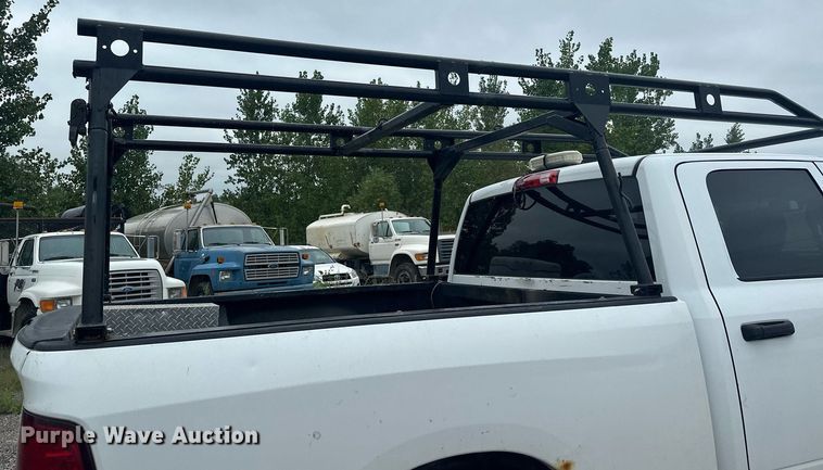 image for item MQ9395 2013 Dodge Ram 2500  Crew Cab pickup truck