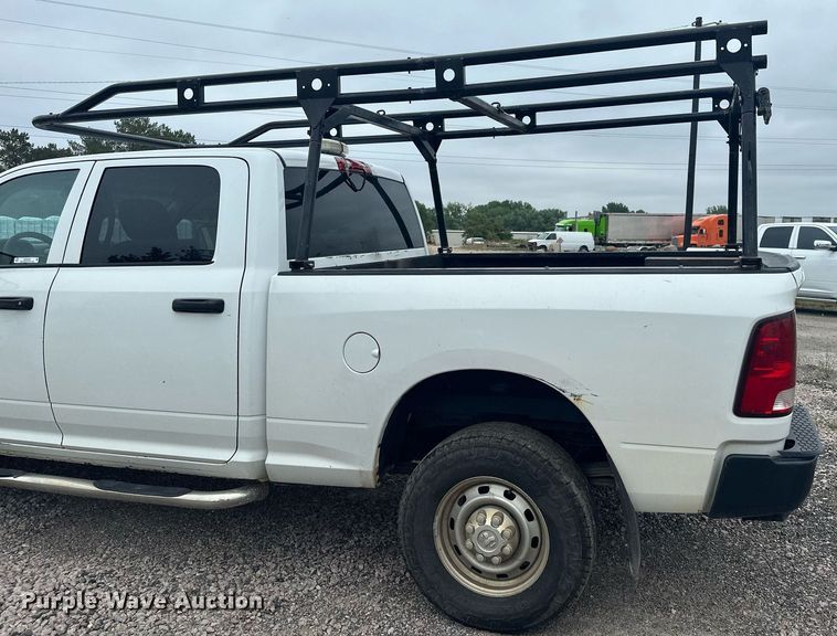 image for item MQ9395 2013 Dodge Ram 2500  Crew Cab pickup truck