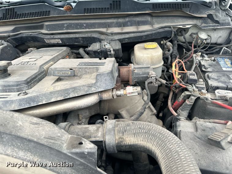 image for item MQ9395 2013 Dodge Ram 2500  Crew Cab pickup truck