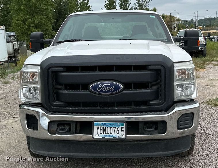 image for item MQ9408 2015  Ford F250 Super Duty  Ext. Cab pickup truck