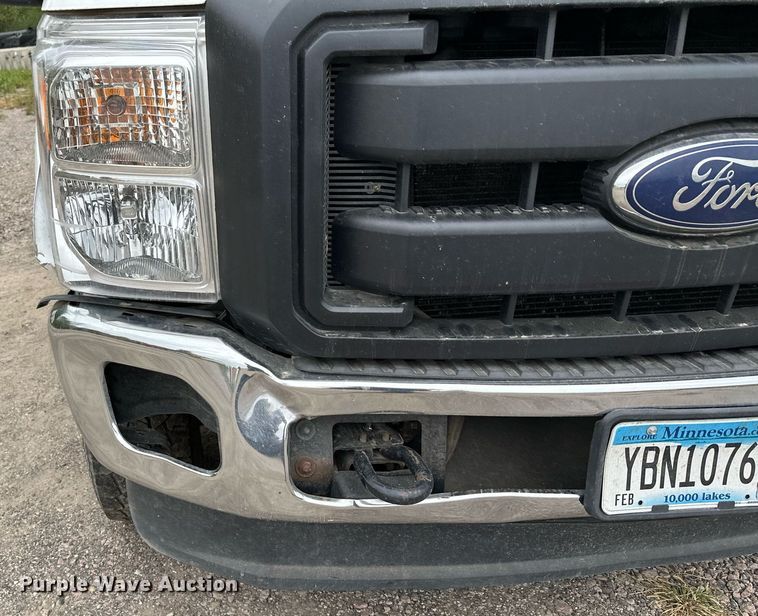 image for item MQ9408 2015  Ford F250 Super Duty  Ext. Cab pickup truck