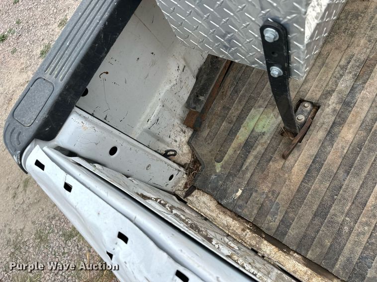 image for item MQ9408 2015  Ford F250 Super Duty  Ext. Cab pickup truck