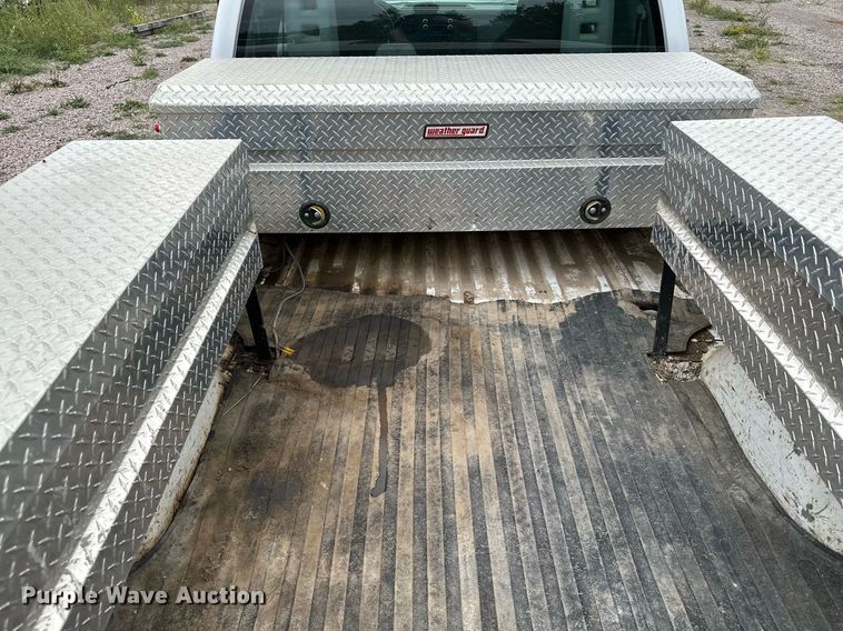 image for item MQ9408 2015  Ford F250 Super Duty  Ext. Cab pickup truck