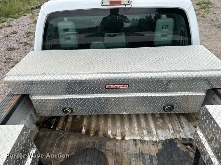 image for item MQ9408 2015  Ford F250 Super Duty  Ext. Cab pickup truck