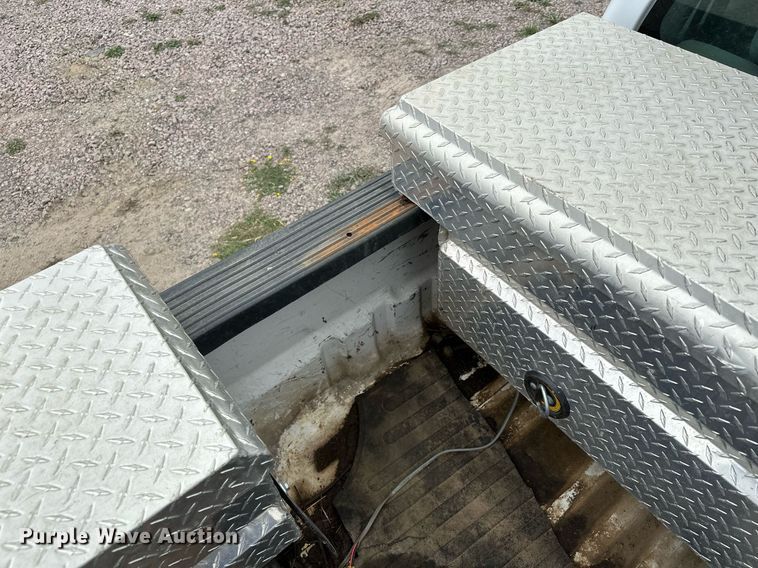 image for item MQ9408 2015  Ford F250 Super Duty  Ext. Cab pickup truck