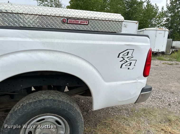 image for item MQ9408 2015  Ford F250 Super Duty  Ext. Cab pickup truck