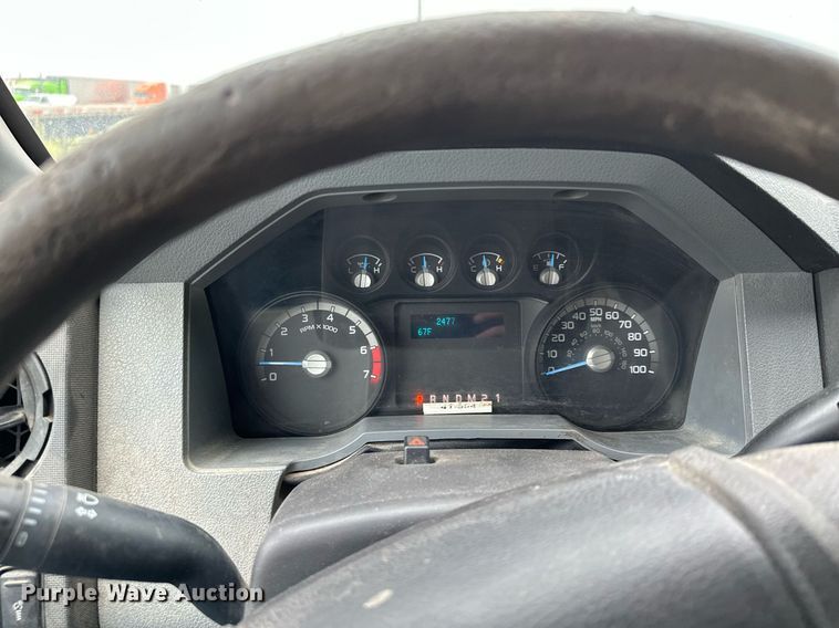 image for item MQ9408 2015  Ford F250 Super Duty  Ext. Cab pickup truck