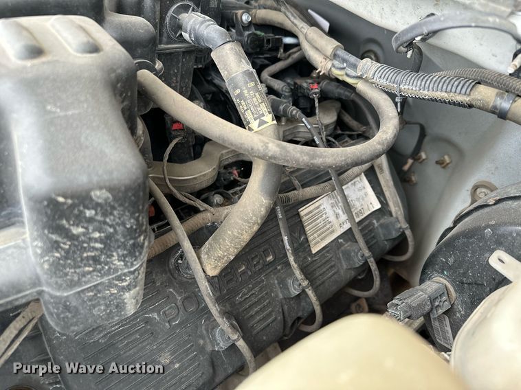 image for item MQ9408 2015  Ford F250 Super Duty  Ext. Cab pickup truck