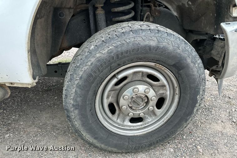 image for item MQ9408 2015  Ford F250 Super Duty  Ext. Cab pickup truck