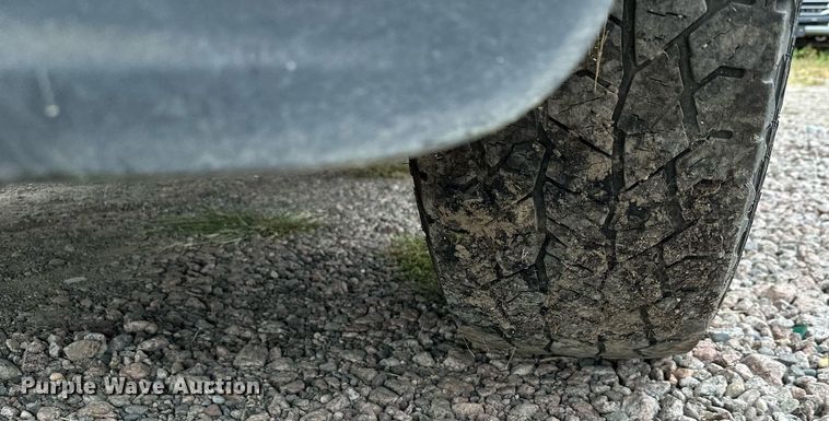 image for item MQ9408 2015  Ford F250 Super Duty  Ext. Cab pickup truck