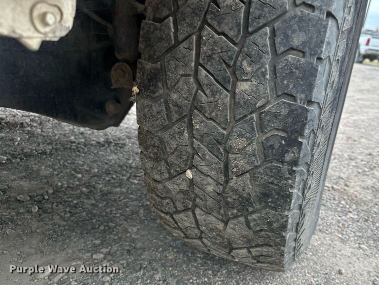 image for item MQ9408 2015  Ford F250 Super Duty  Ext. Cab pickup truck