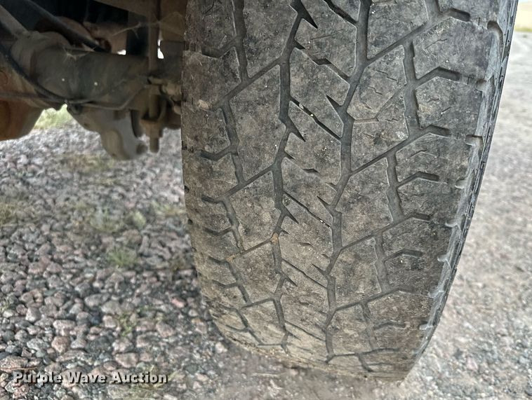 image for item MQ9408 2015  Ford F250 Super Duty  Ext. Cab pickup truck