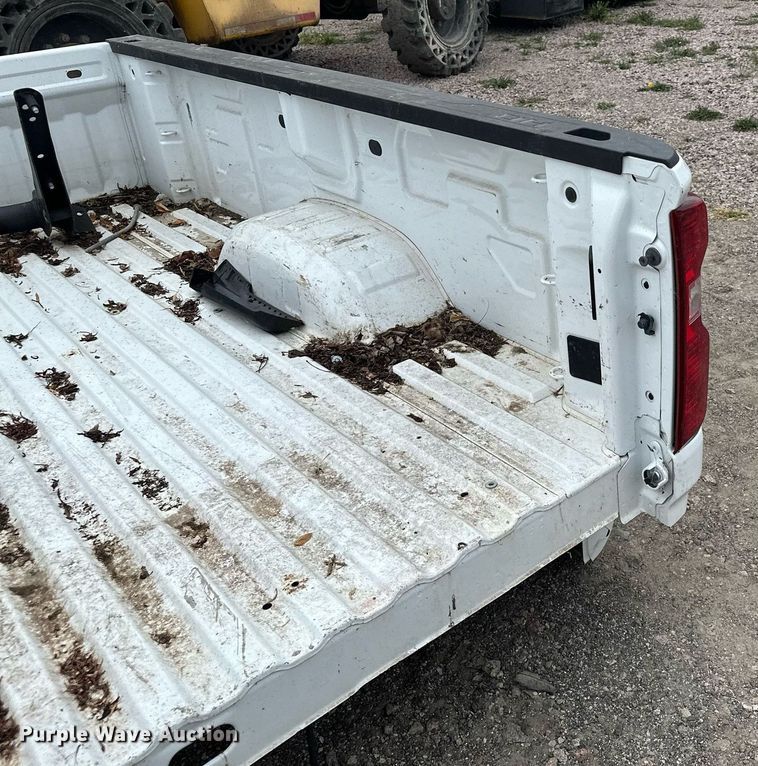 image for item MQ9415 Chevrolet pickup truck bed