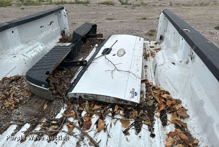 image for item MQ9416 Ford pickup truck bed