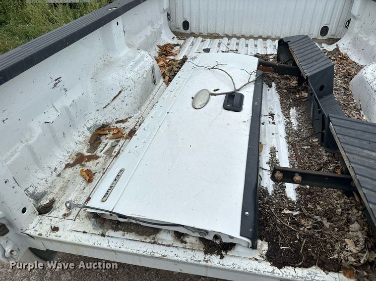 image for item MQ9416 Ford pickup truck bed