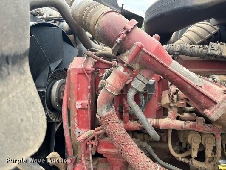 image for item MQ9429 2006 International 9900i  semi truck