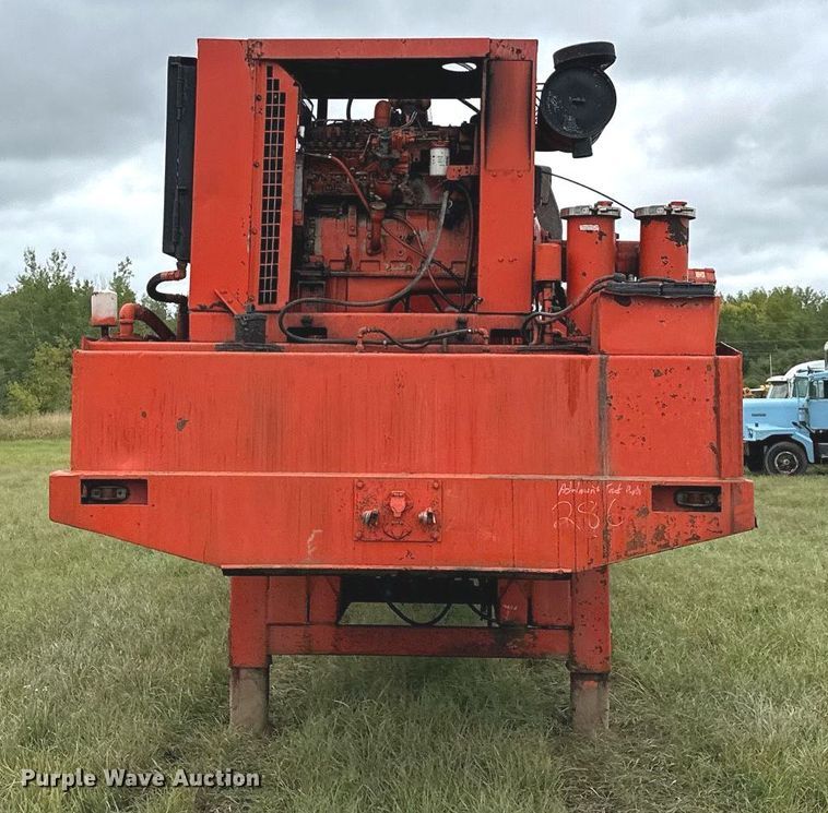 image for item MQ9430 1994 Al-jon 400logger  refuse compactor