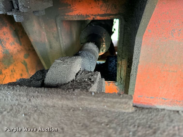 image for item MQ9430 1994 Al-jon 400logger  refuse compactor