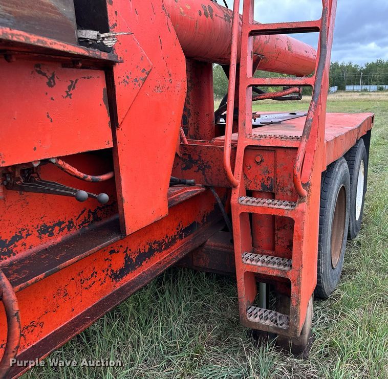 image for item MQ9430 1994 Al-jon 400logger  refuse compactor