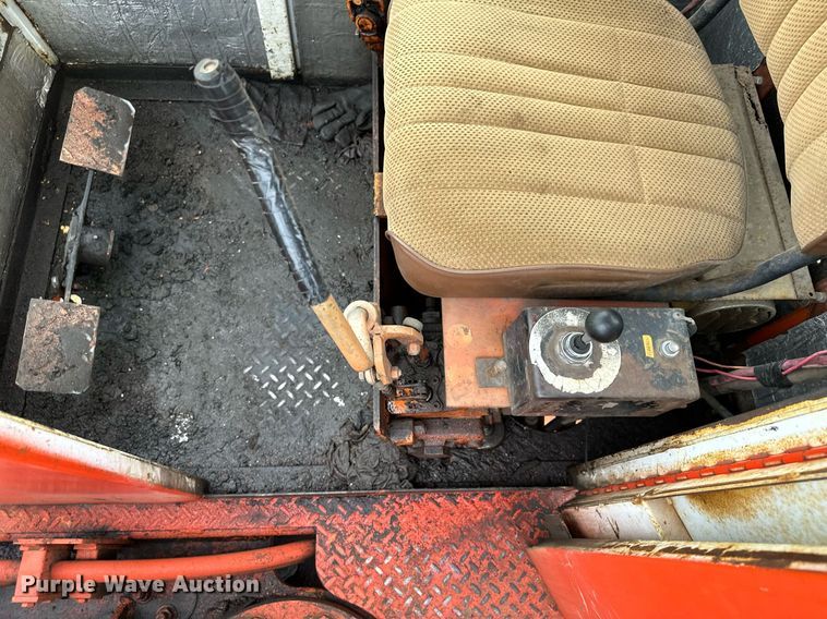 image for item MQ9430 1994 Al-jon 400logger  refuse compactor