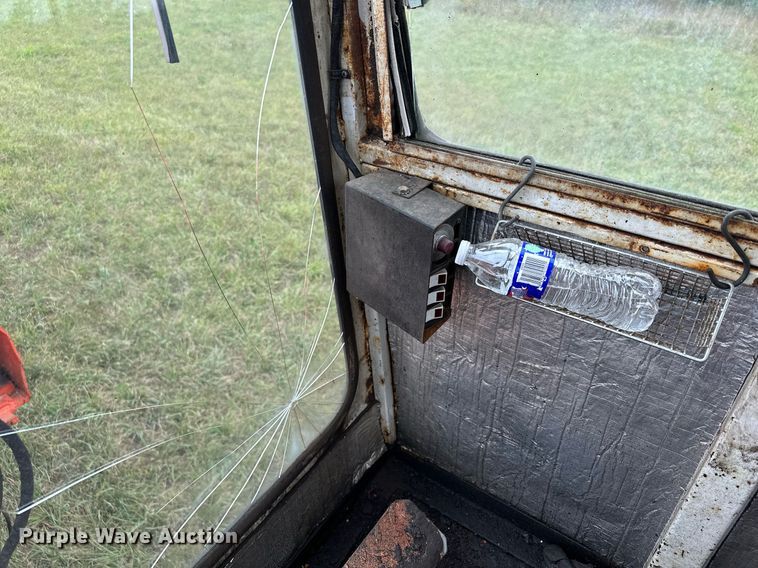 image for item MQ9430 1994 Al-jon 400logger  refuse compactor