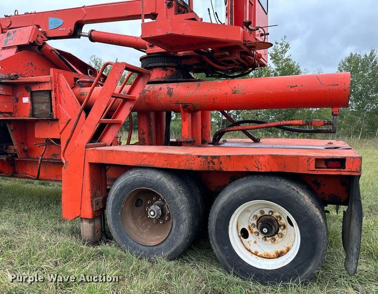 image for item MQ9430 1994 Al-jon 400logger  refuse compactor