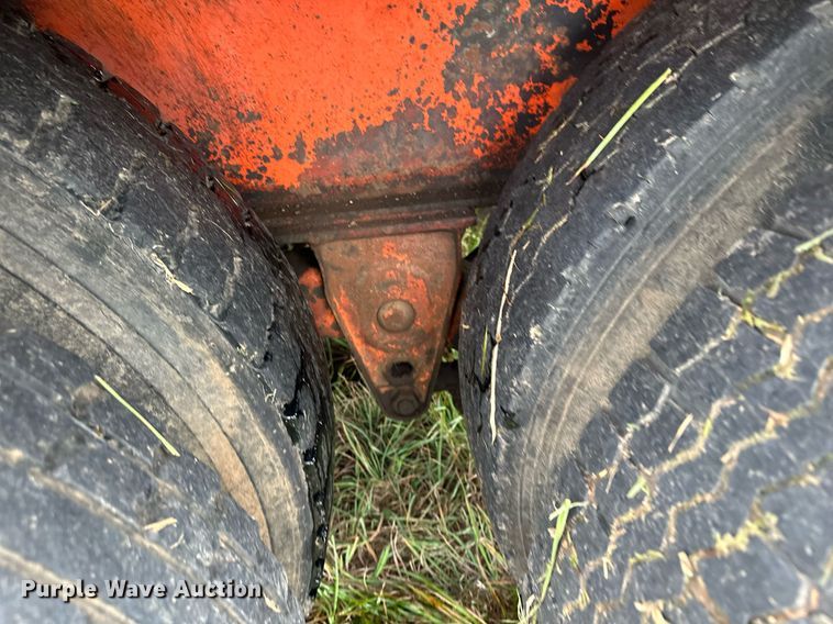 image for item MQ9430 1994 Al-jon 400logger  refuse compactor