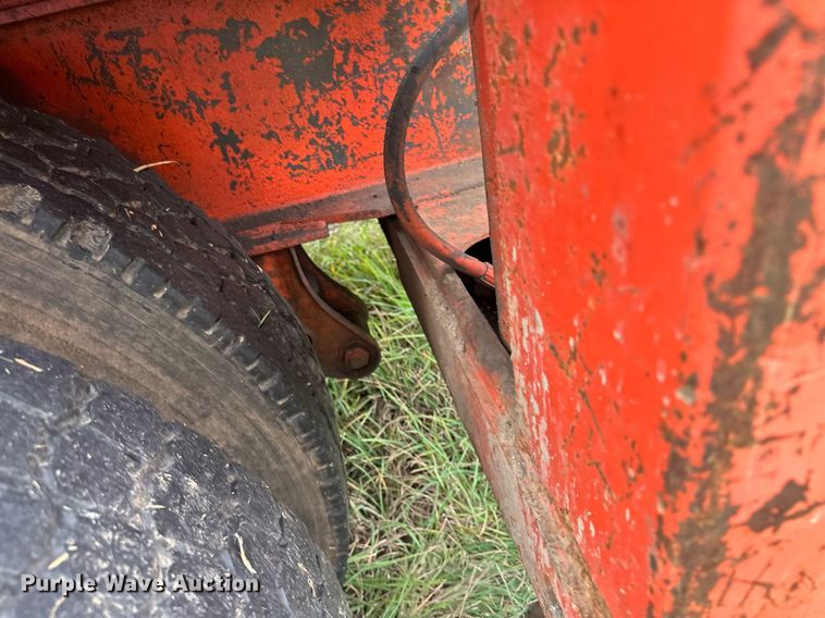 image for item MQ9430 1994 Al-jon 400logger  refuse compactor