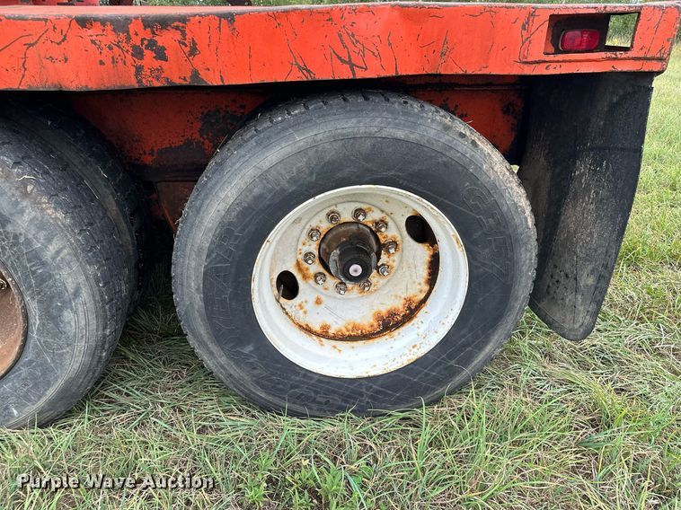 image for item MQ9430 1994 Al-jon 400logger  refuse compactor