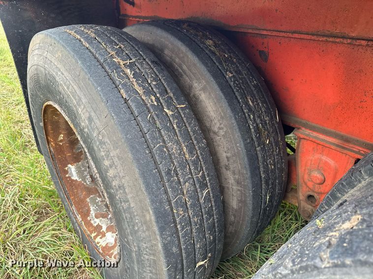 image for item MQ9430 1994 Al-jon 400logger  refuse compactor