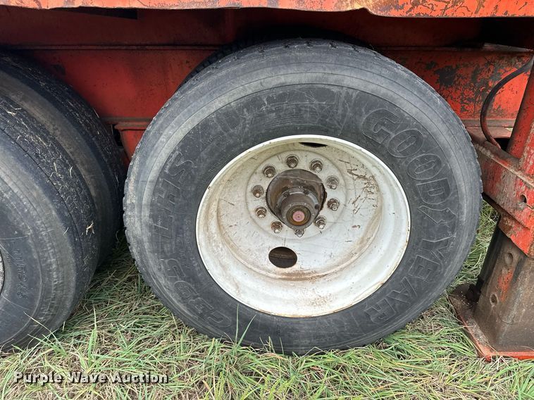 image for item MQ9430 1994 Al-jon 400logger  refuse compactor