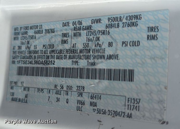 image for item MX9332 2006 Ford E350 Super Duty  van with bucket lift