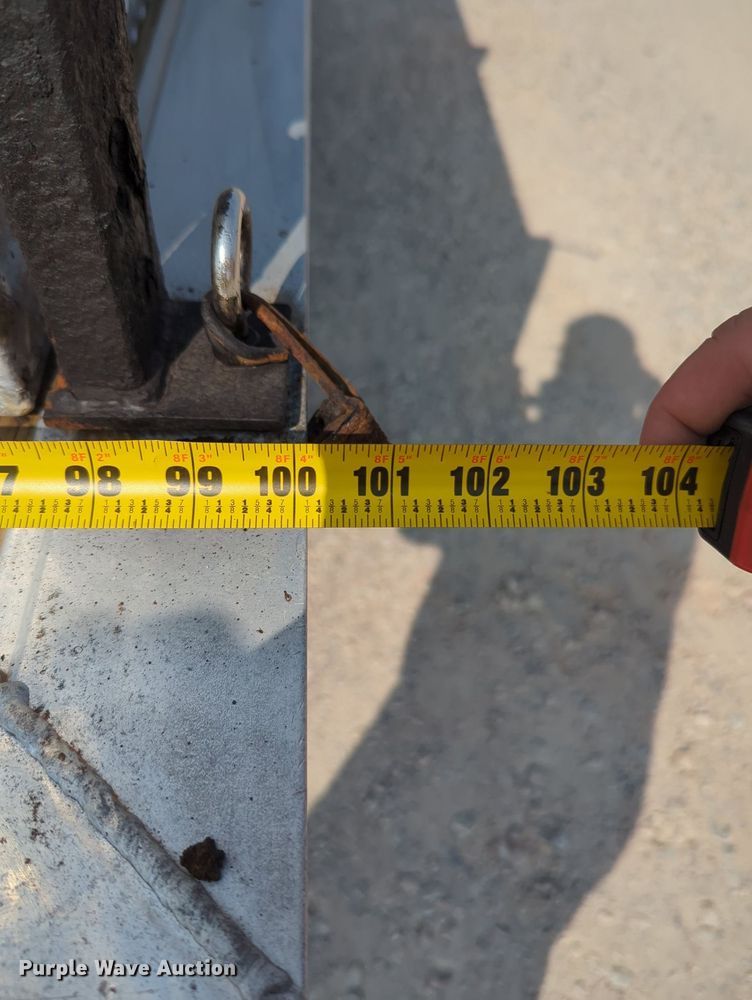 image for item MX9371 2007 Chevrolet Silverado 3500HD  Ext. Cab flatbed pickup truck