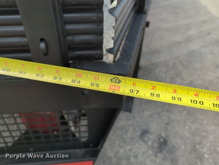 image for item MX9372 2016 Ford F350 Super Duty  Crew Cab flatbed pickup truck