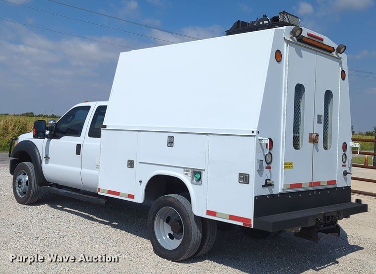 image for item MX9376 2011 Ford F550 Super Duty  SuperCab utility / service truck