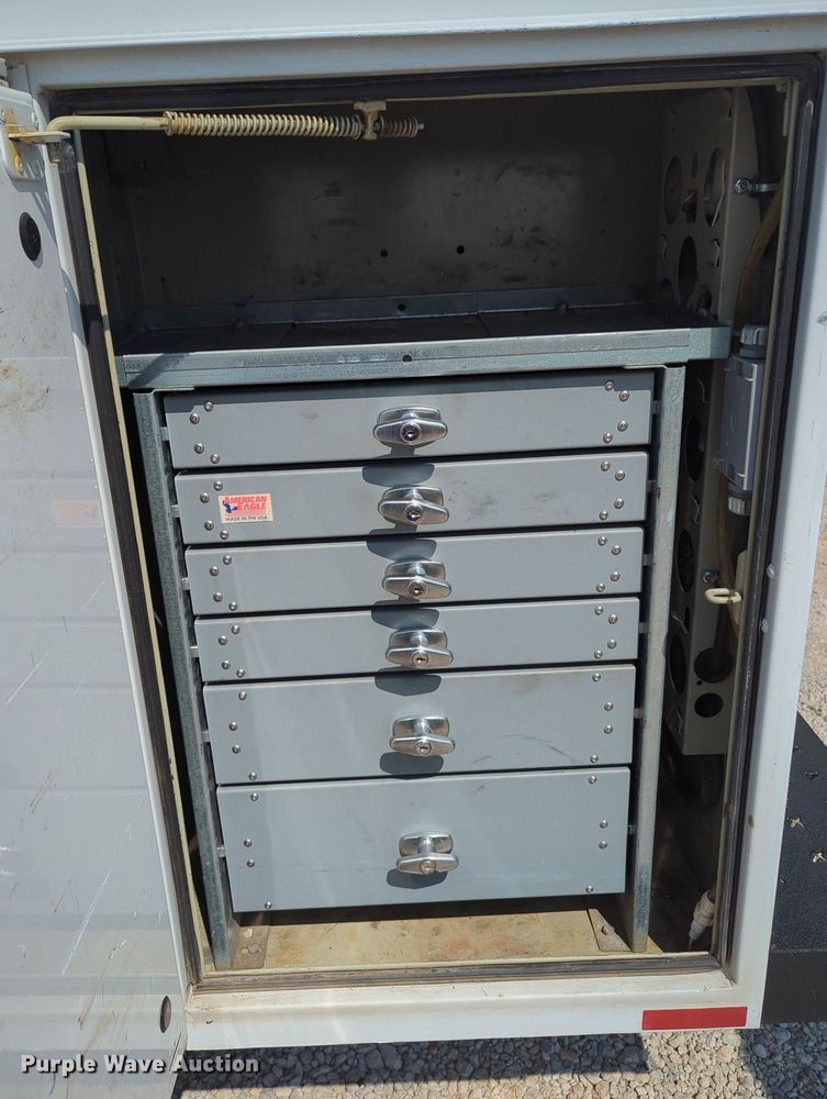 image for item MX9376 2011 Ford F550 Super Duty  SuperCab utility / service truck