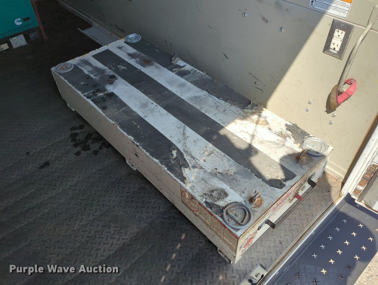 image for item MX9376 2011 Ford F550 Super Duty  SuperCab utility / service truck