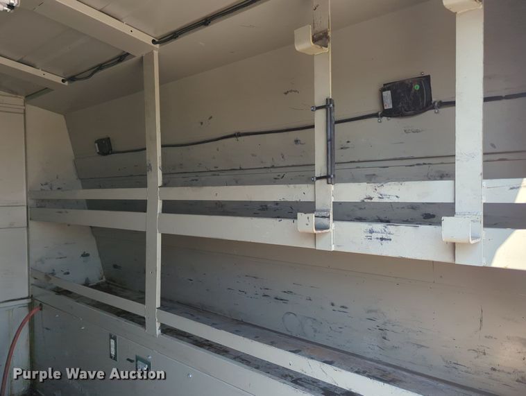 image for item MX9376 2011 Ford F550 Super Duty  SuperCab utility / service truck