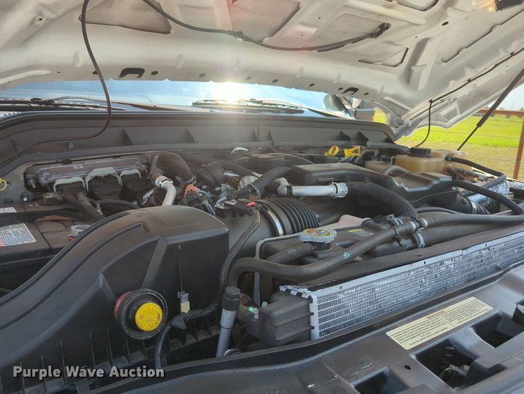 image for item MX9376 2011 Ford F550 Super Duty  SuperCab utility / service truck