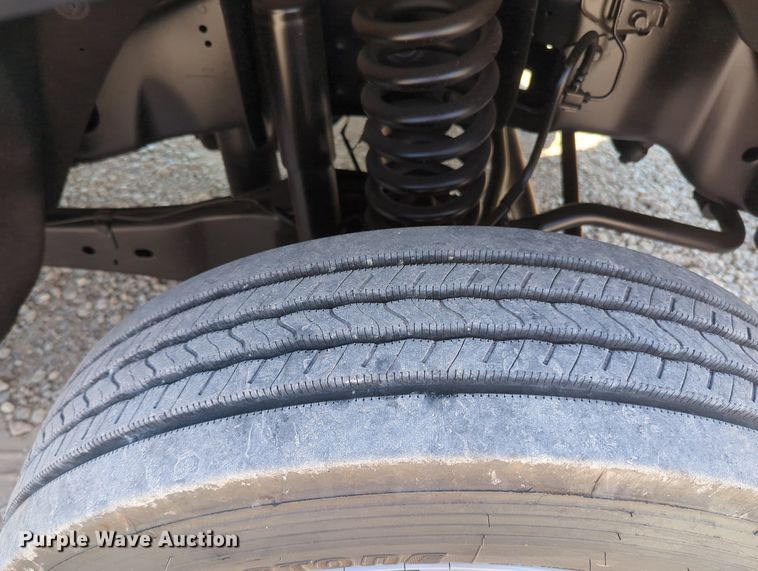 image for item MX9376 2011 Ford F550 Super Duty  SuperCab utility / service truck