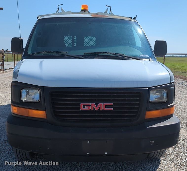 image for item MX9377 2007 GMC Savana G2500  van