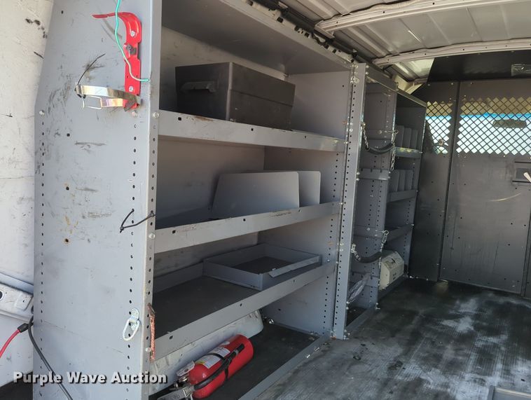 image for item MX9377 2007 GMC Savana G2500  van