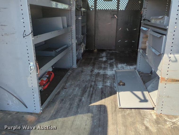 image for item MX9377 2007 GMC Savana G2500  van