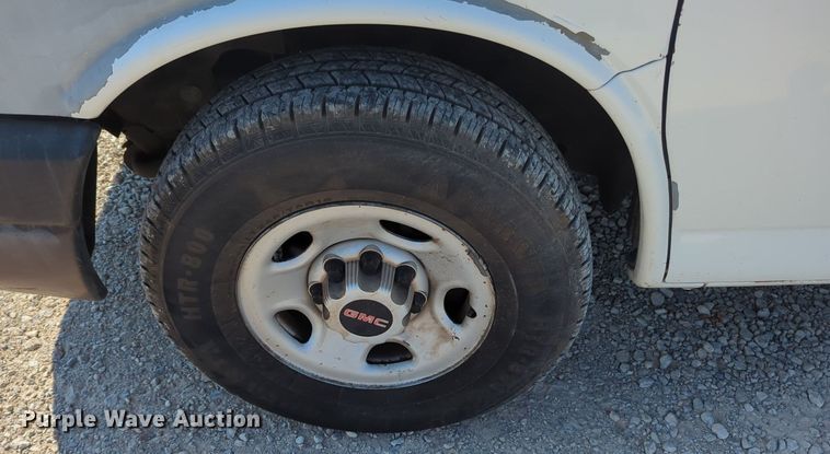 image for item MX9377 2007 GMC Savana G2500  van