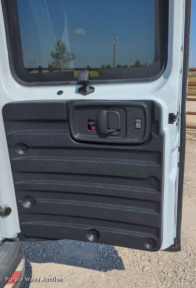 image for item MX9378 2007 GMC Savana G2500  van