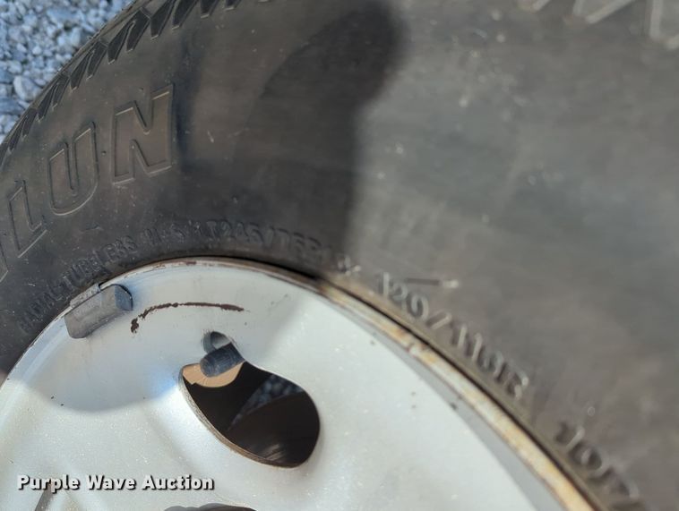 image for item MX9378 2007 GMC Savana G2500  van