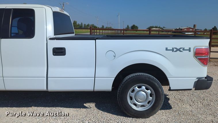 image for item MX9379 2012 Ford F150 XL  SuperCab pickup truck