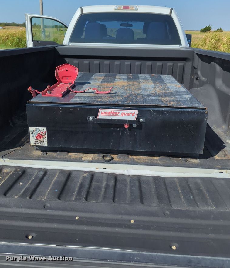 image for item MX9379 2012 Ford F150 XL  SuperCab pickup truck